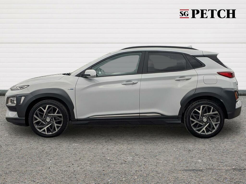 Hyundai Kona Ultimate White #6
