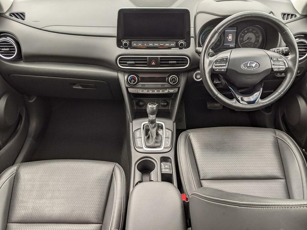 Hyundai Kona Ultimate White #11