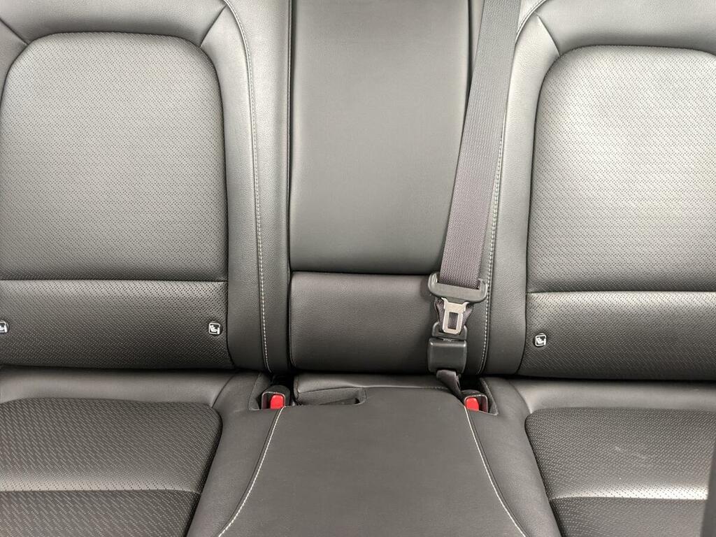Hyundai Kona Ultimate White #28