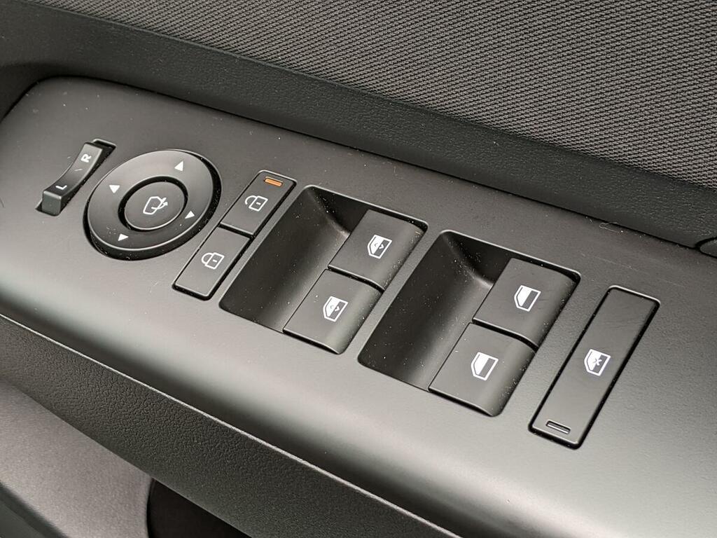 Hyundai Kona Advance Grey #26