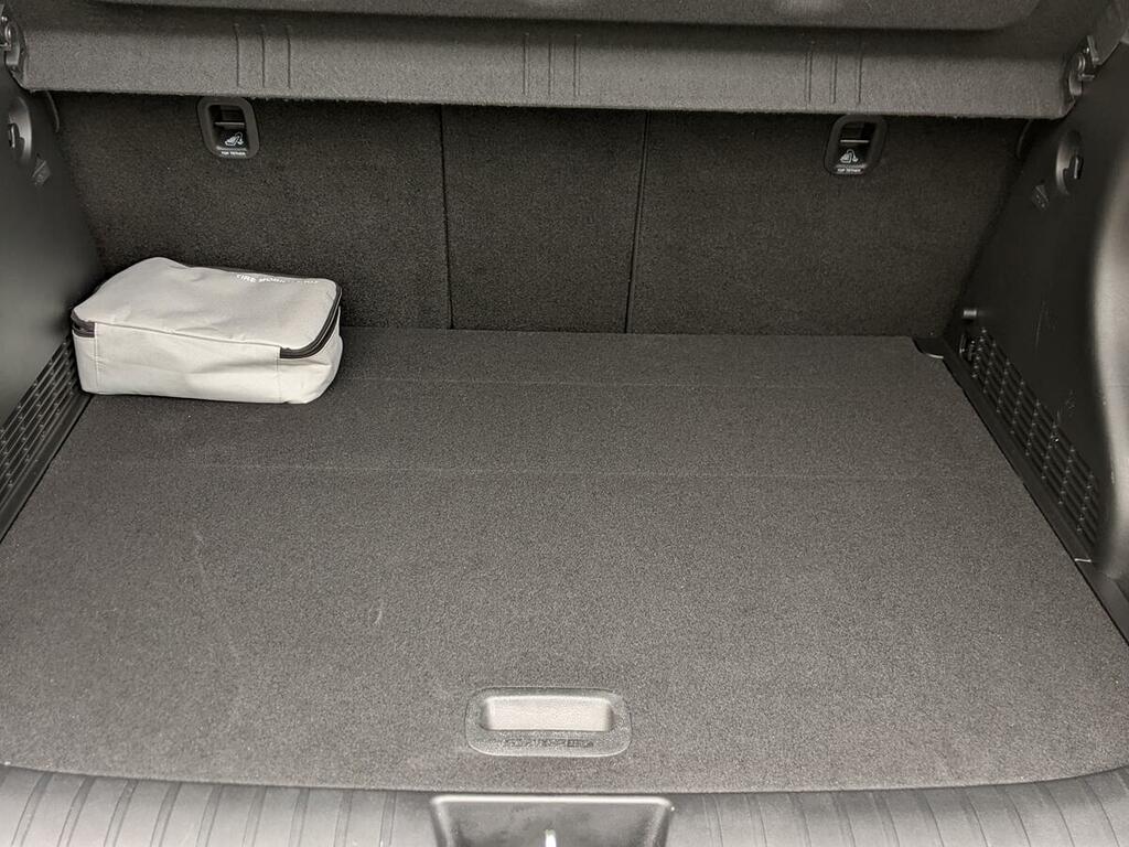 Hyundai Kona Advance Grey #18