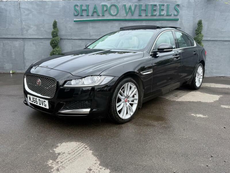 Jaguar XF 2.0D Portfolio Saloon Awd Euro 6 Black #4