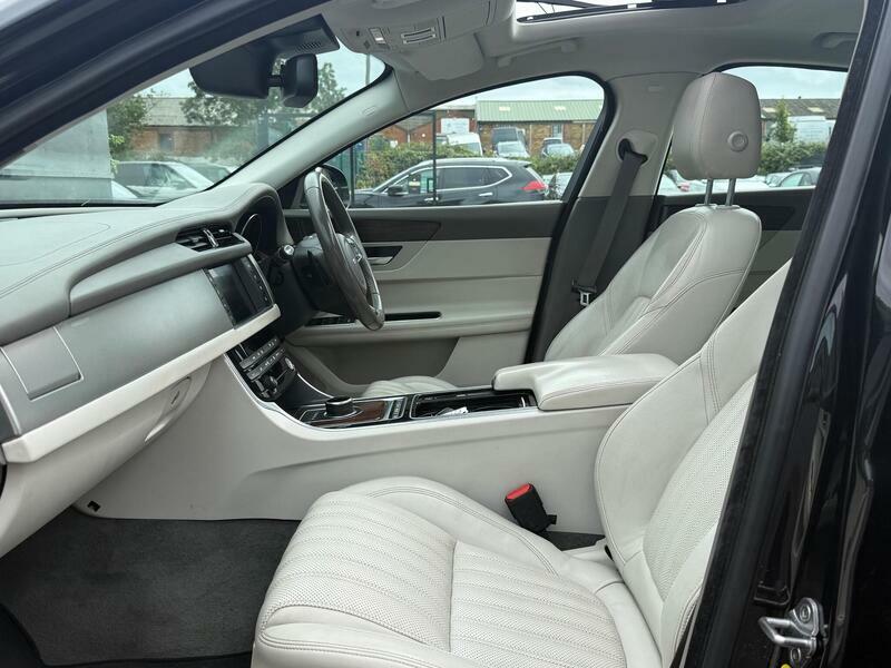 Jaguar XF S Grey #20