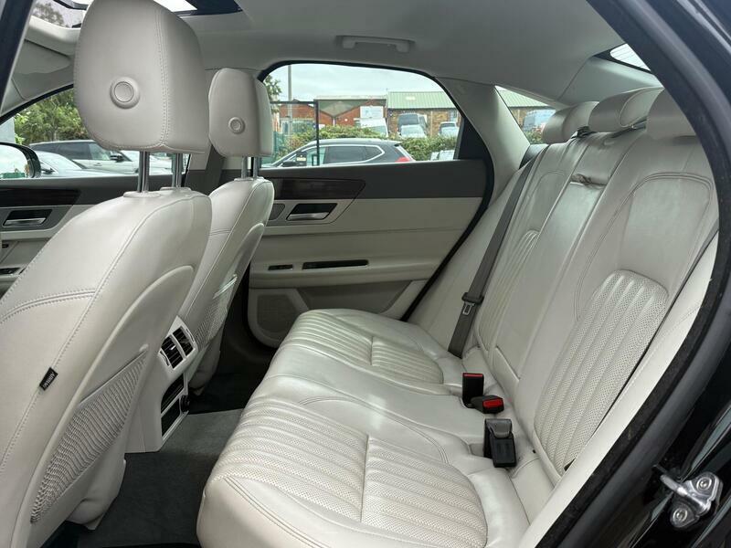 Jaguar XF S Grey #27