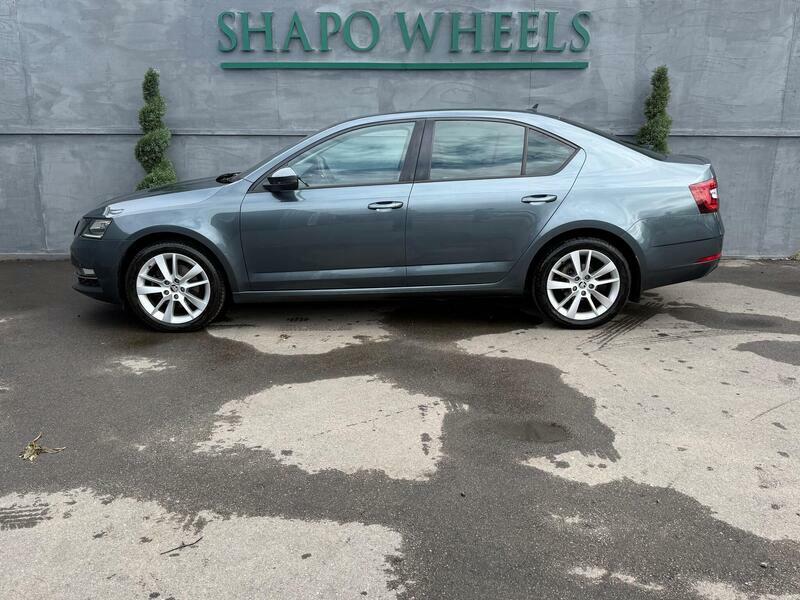 Skoda Octavia Se Black #7