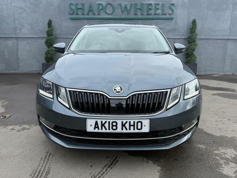 Skoda Octavia Se Black #8