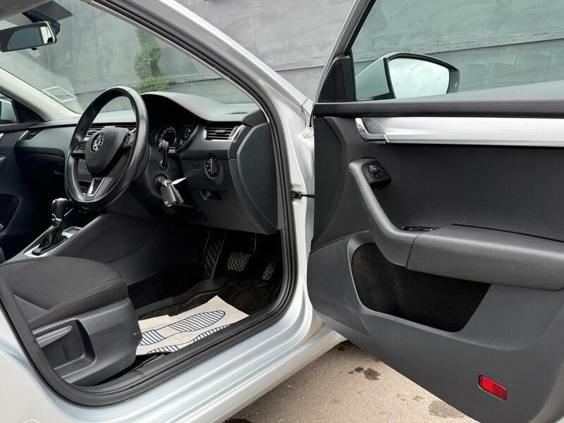 Skoda Octavia Octavia Se Technology Tdi White #12