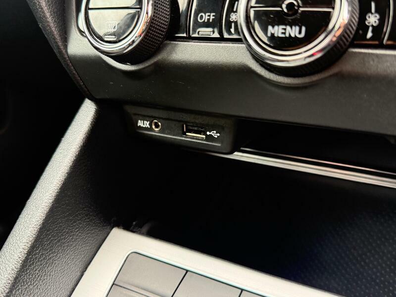 Skoda Octavia Octavia Se Technology Tdi White #47
