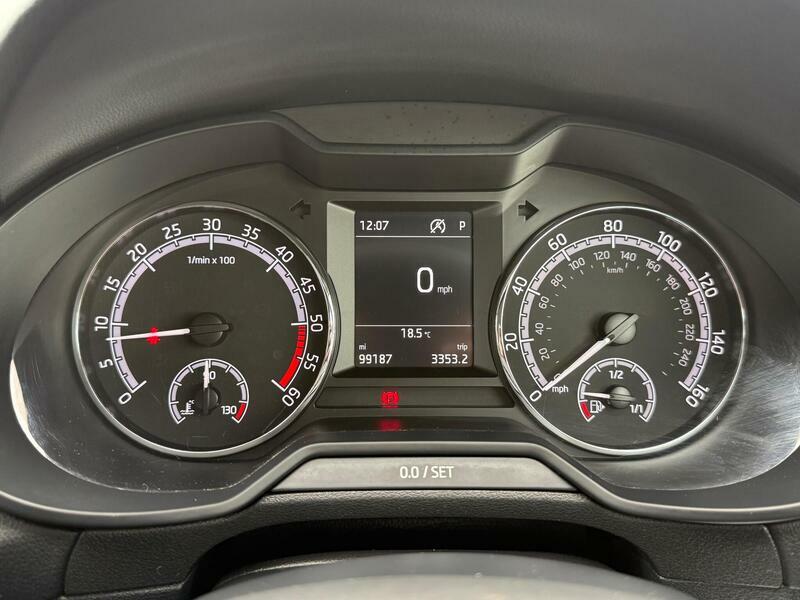 Skoda Octavia Octavia Se Technology Tdi White #56