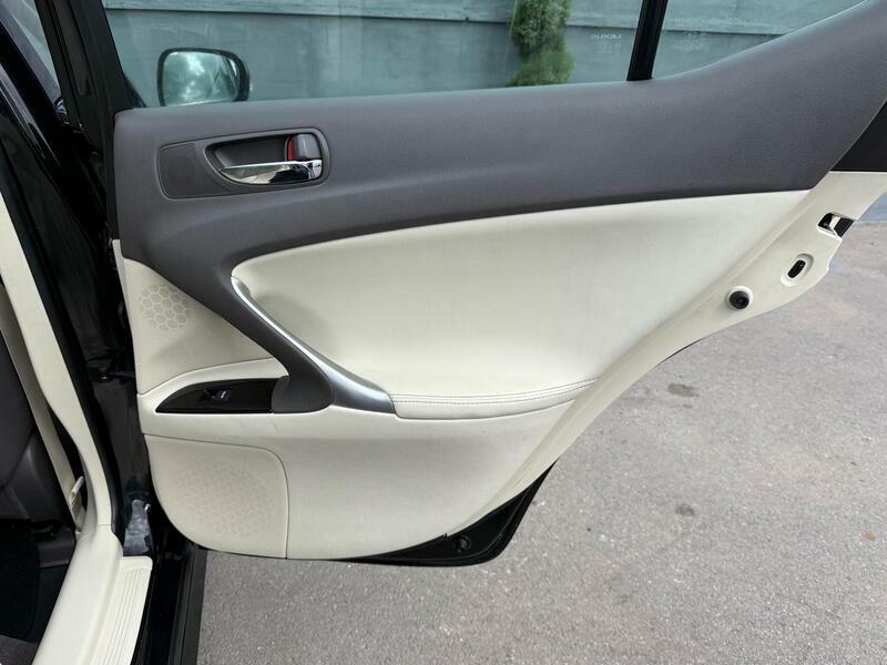 Lexus IS Saloon 2.2 200D Advance Euro 5 201161 Grey #22