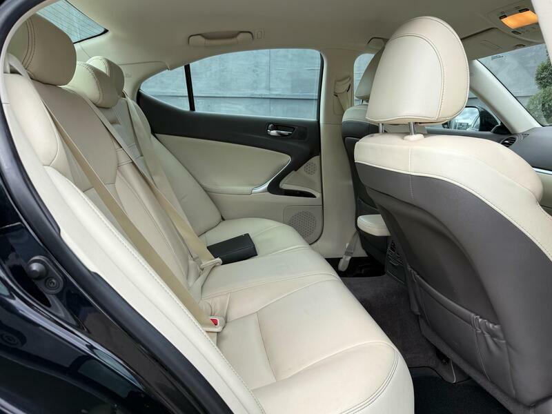 Lexus IS Saloon 2.2 200D Advance Euro 5 201161 Grey #23