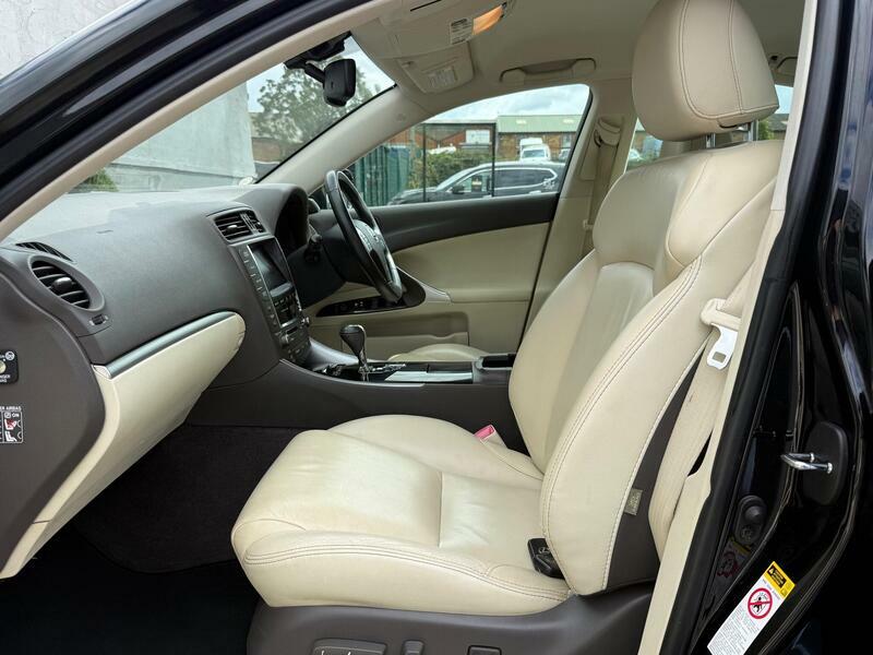 Lexus IS Saloon 2.2 200D Advance Euro 5 201161 Grey #19