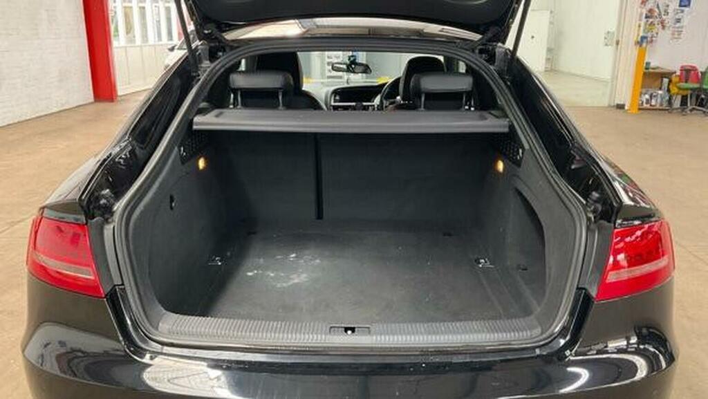 Audi A5 2.0 Tdi S Line Euro 5 Ss White #9