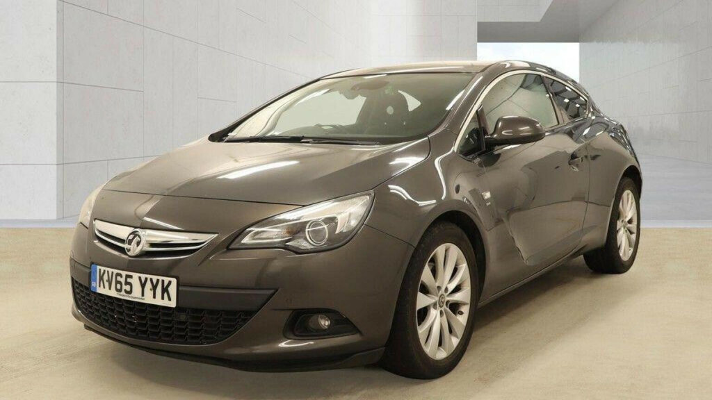 Vauxhall Astra GTC Coupe Red #14