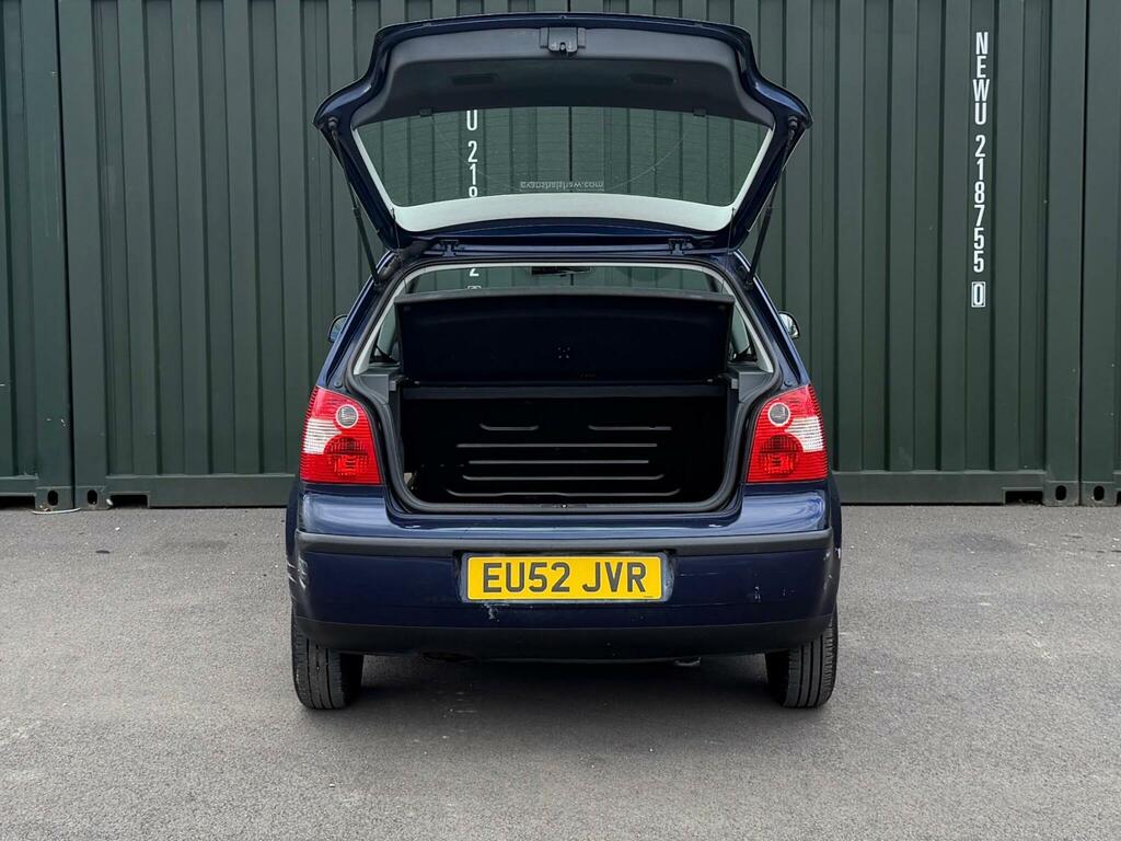 Volkswagen Polo Hatchback 1.2 E 2002 Black #23