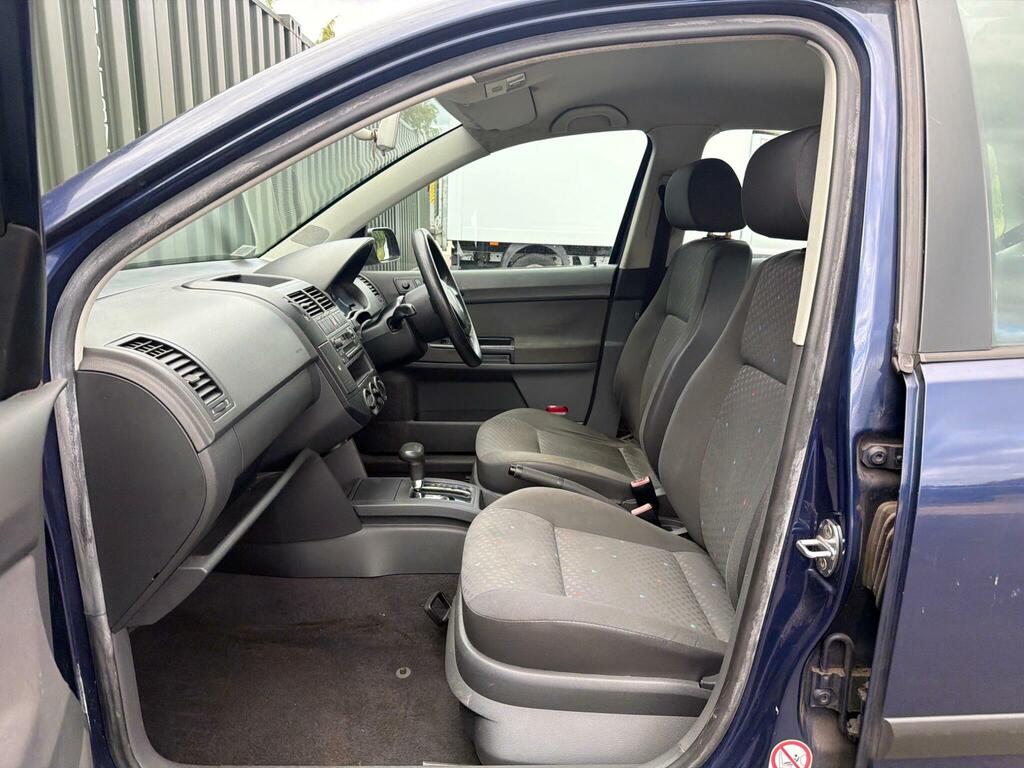 Volkswagen Polo Hatchback 1.2 E 2002 Black #11