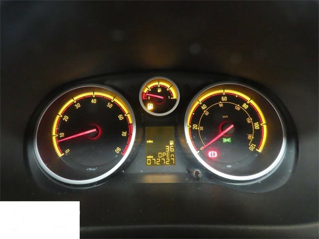 Vauxhall Corsa Se Silver #3