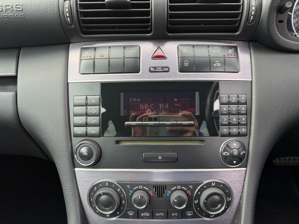Mercedes-Benz CLC Class 200 Cdi Se Black #17