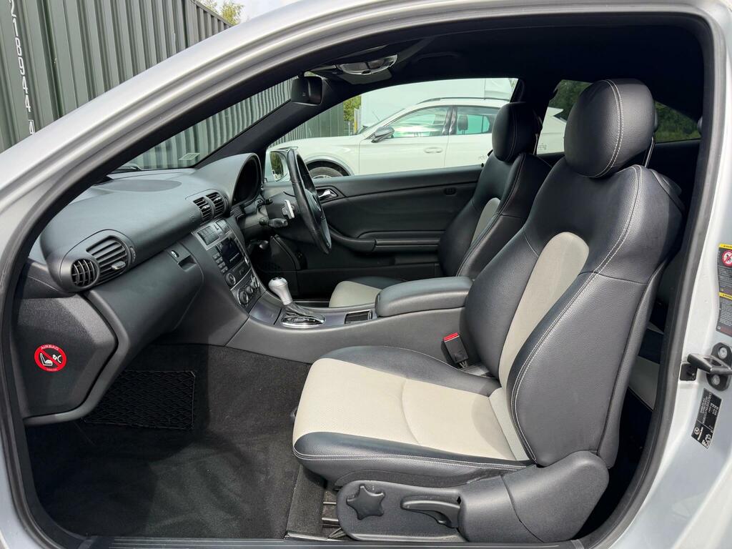 Mercedes-Benz CLC Class 200 Cdi Se Black #11