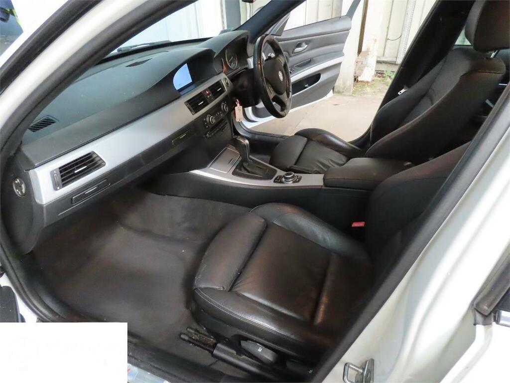 BMW 3 Series 320D Efficientdynamics 4-Door Black #2
