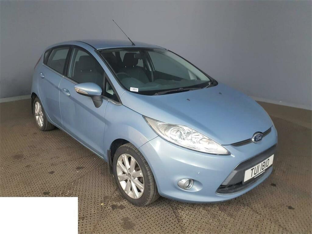 Ford Fiesta 1.25 Zetec Red #1
