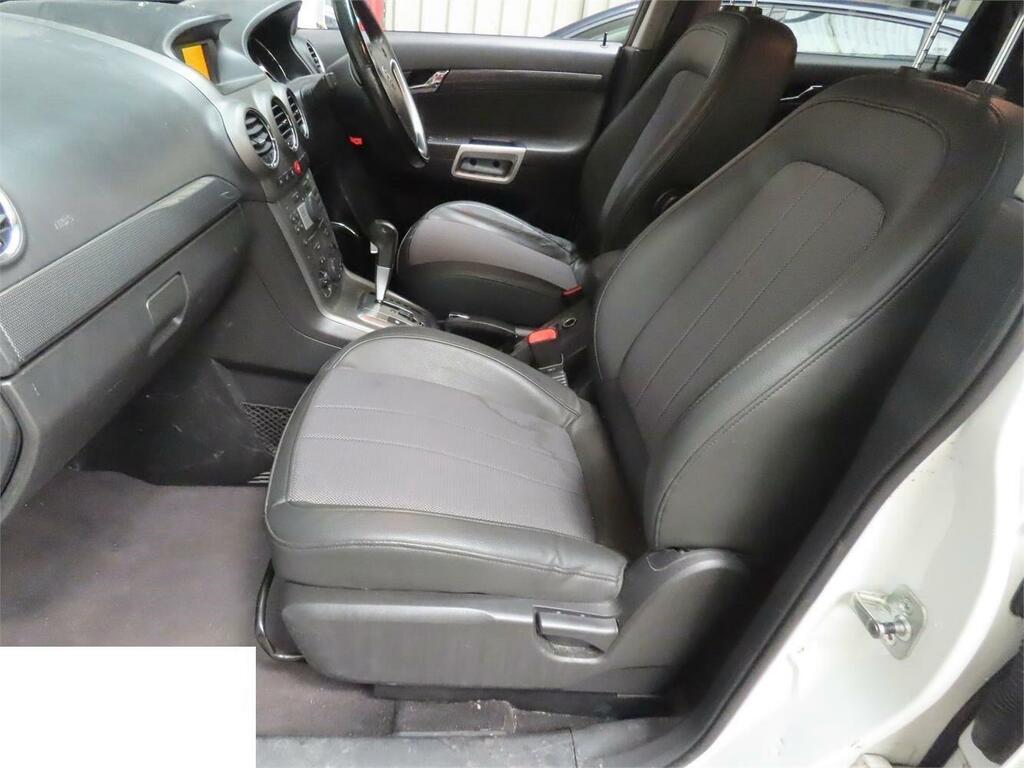 Vauxhall Antara Exclusiv White #2