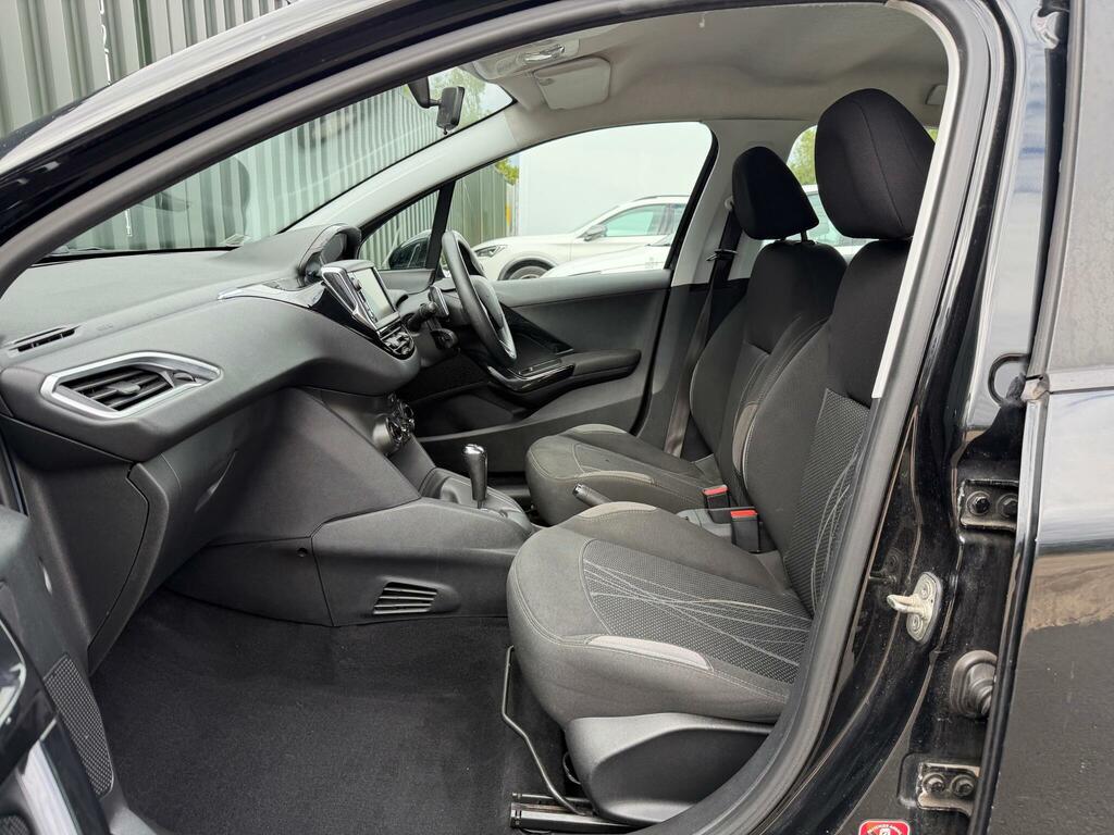 Peugeot 208 1.2 Vti Access White #11