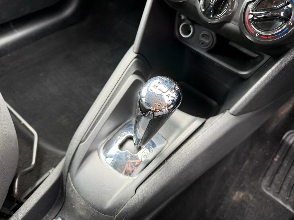 Peugeot 208 1.2 Vti Access White #18