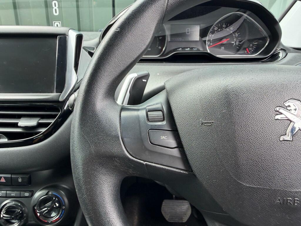 Peugeot 208 1.2 Vti Access White #19