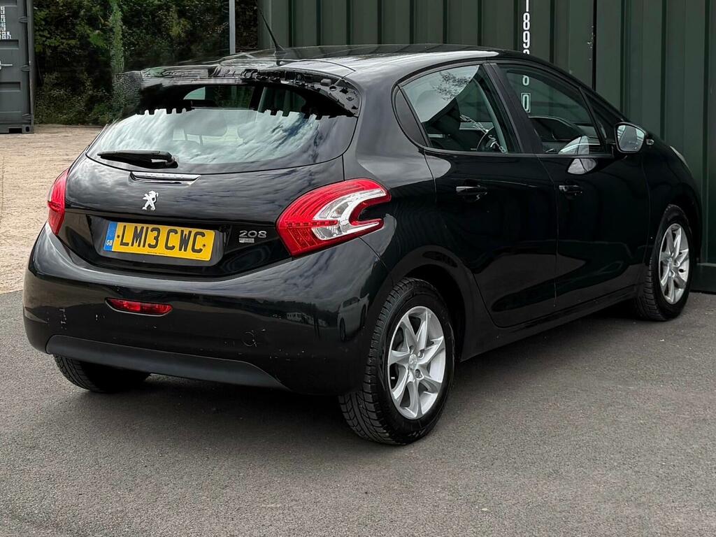 Peugeot 208 Active Black #6