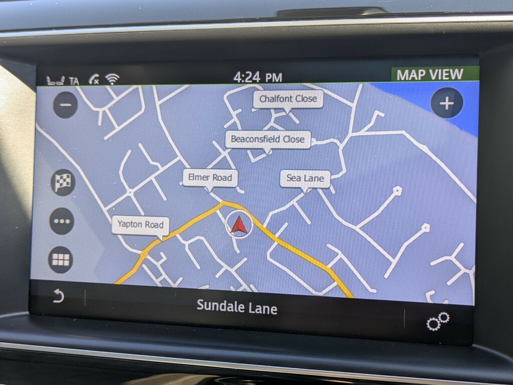 Jaguar F-Pace Portfolio Blue #32