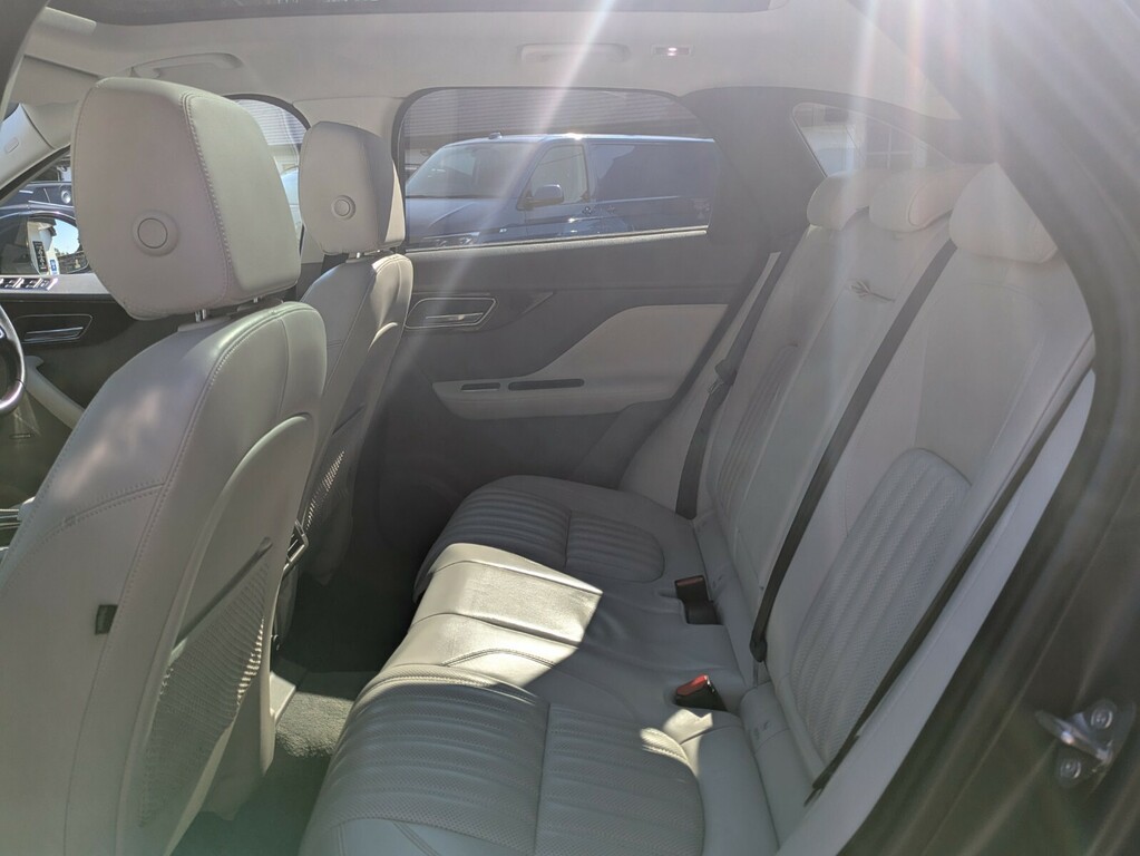 Jaguar F-Pace Portfolio Blue #7