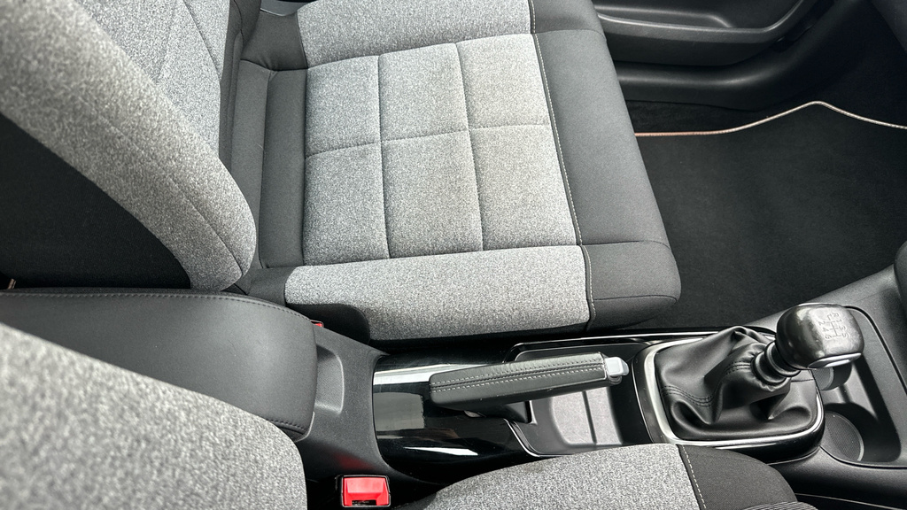 Citroen C4 Cactus 1.2 Puretech Gpf Flair Hatchback Grey #25