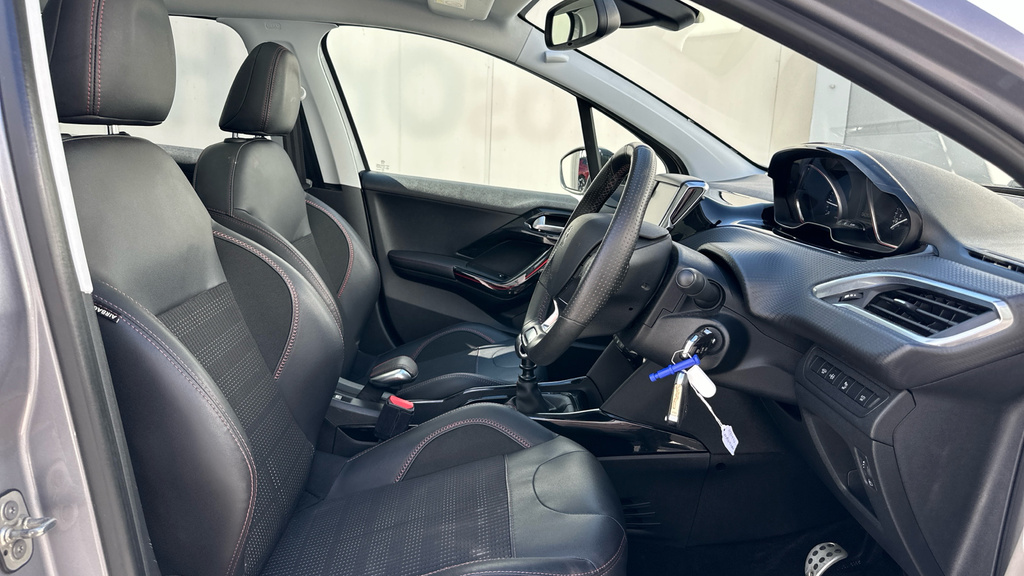 Peugeot 2008 2008 Active Black #51