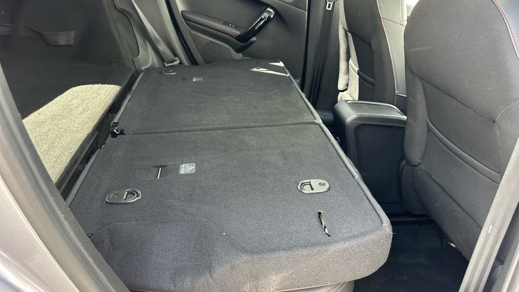 Peugeot 2008 2008 Active Black #71