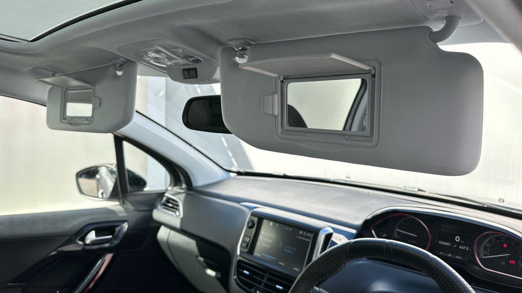 Peugeot 2008 2008 Active Black #50