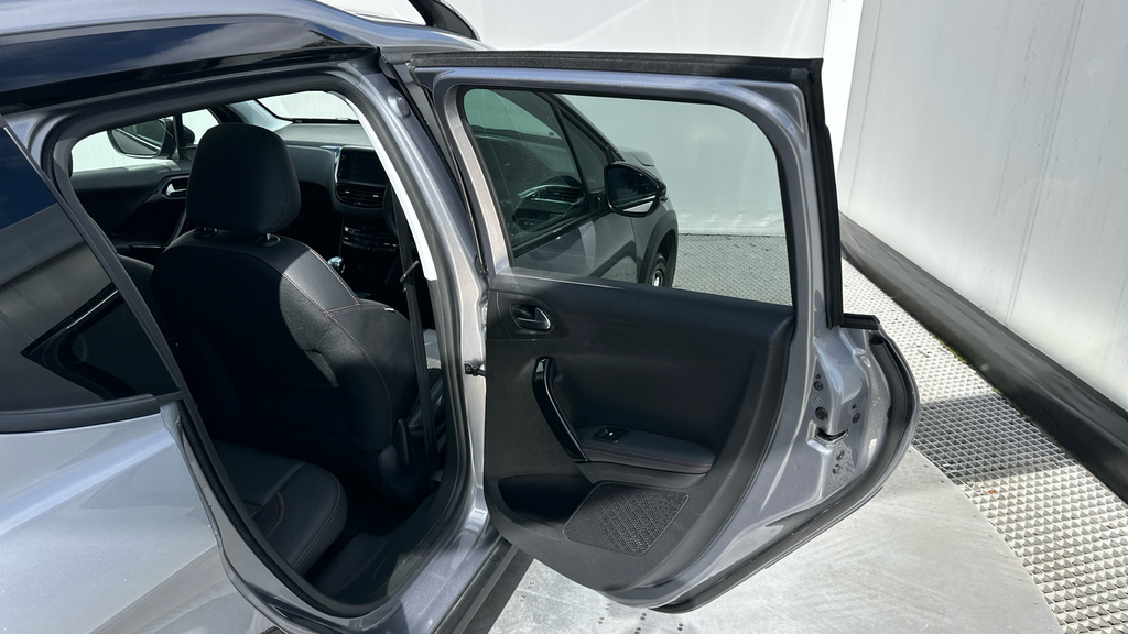 Peugeot 2008 2008 Active Black #97