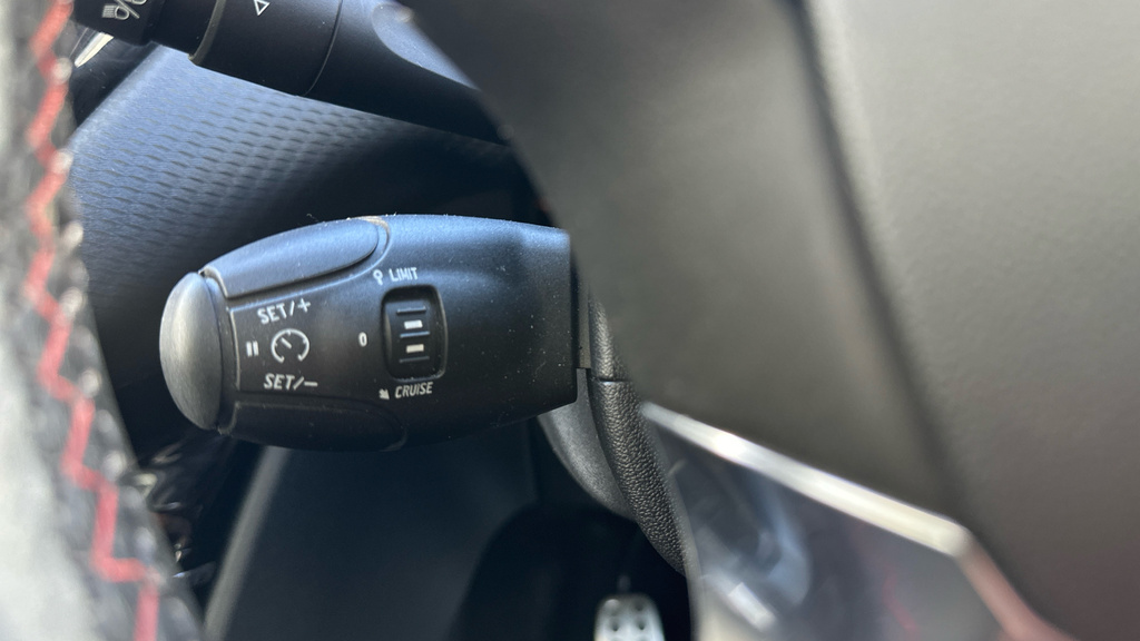 Peugeot 2008 2008 Active Black #49