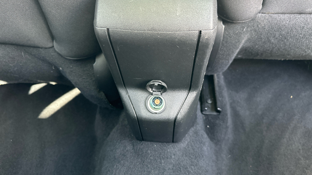 Peugeot 2008 2008 Active Black #57