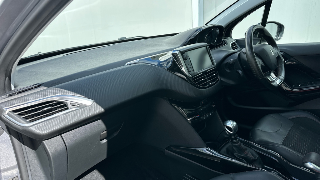 Peugeot 2008 2008 Active Black #7