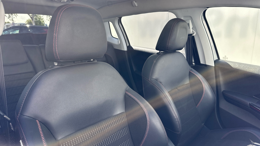 Peugeot 2008 2008 Active Black #52