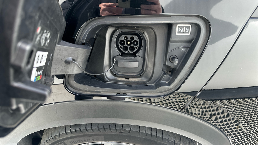 Peugeot e-2008 50Kwh Gt Grey #27