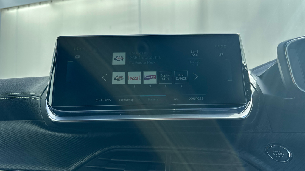 Peugeot e-2008 50Kwh Gt Grey #73