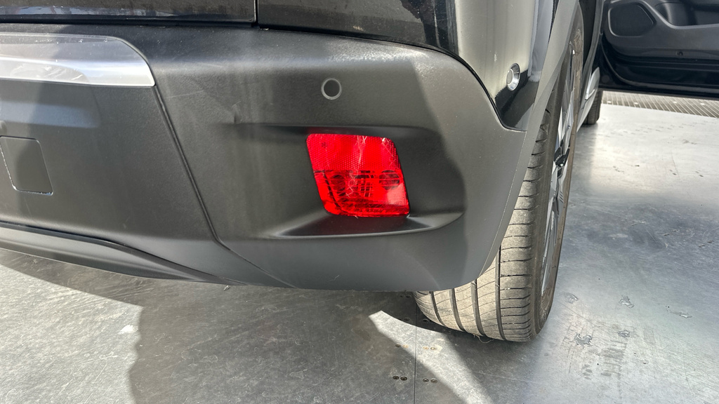 Peugeot e-2008 50Kwh Gt Grey #44
