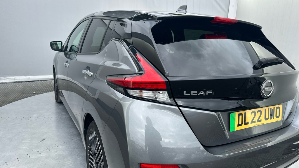 Nissan Leaf 110Kw Acenta 40Kwh White #23