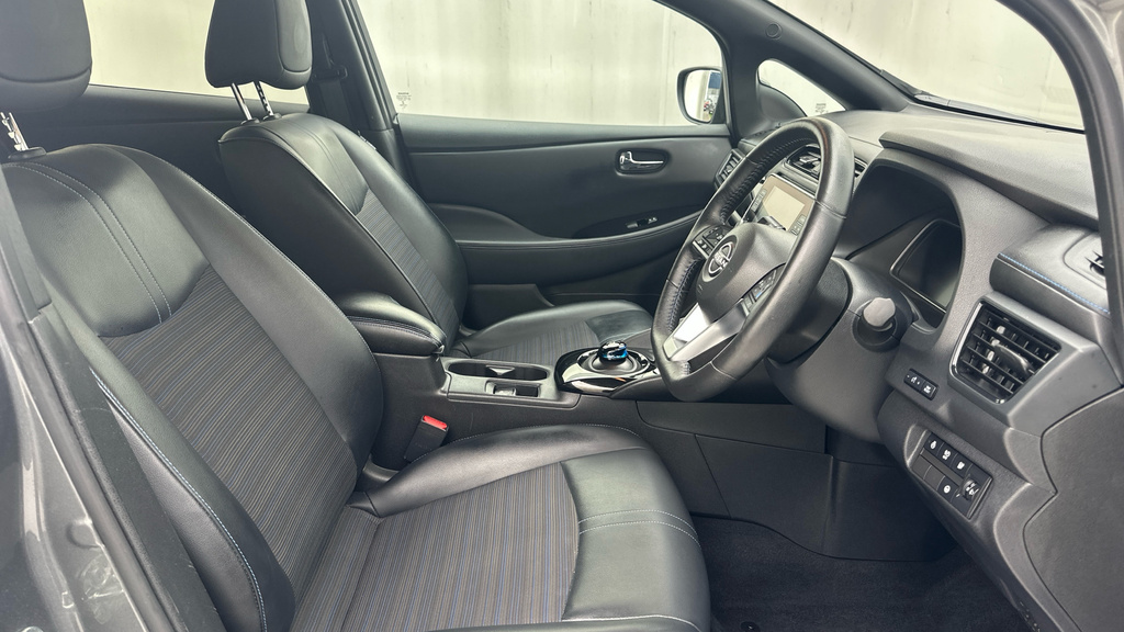 Nissan Leaf 110Kw Acenta 40Kwh White #61