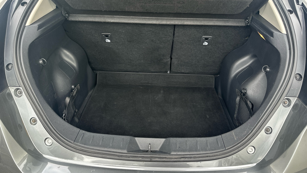 Nissan Leaf 110Kw Acenta 40Kwh White #48
