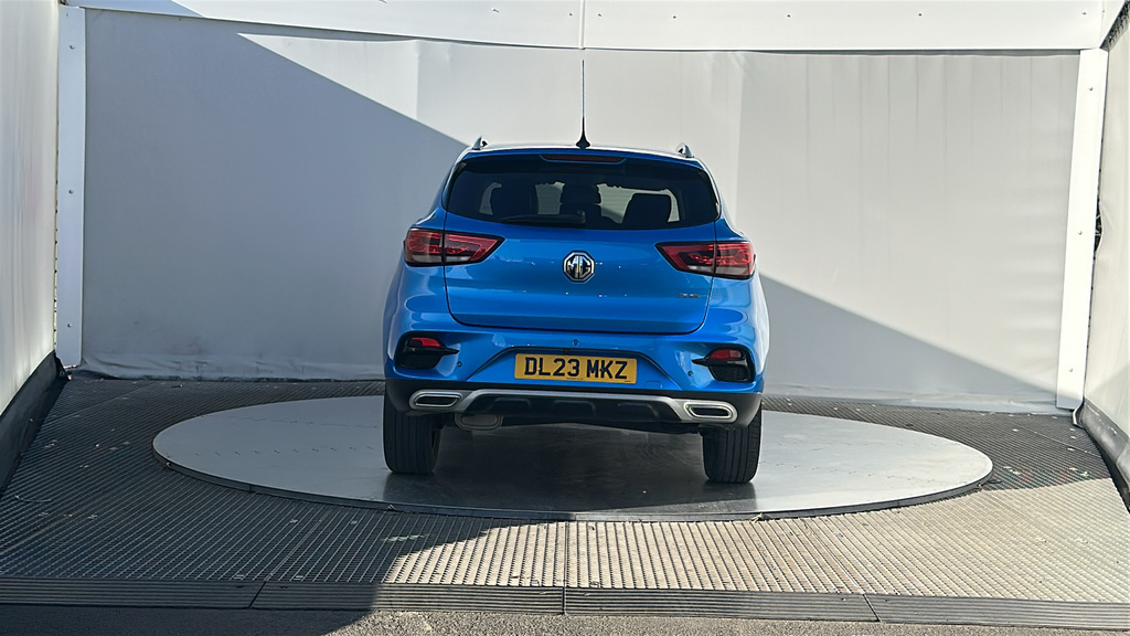 MG ZS 1.0T Gdi Exclusive Red #18
