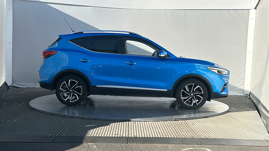 MG ZS 1.0T Gdi Exclusive Red #19