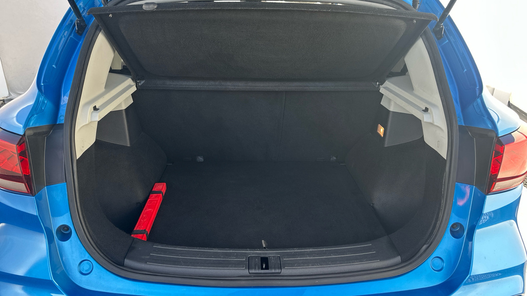 MG ZS 1.0T Gdi Exclusive Red #14